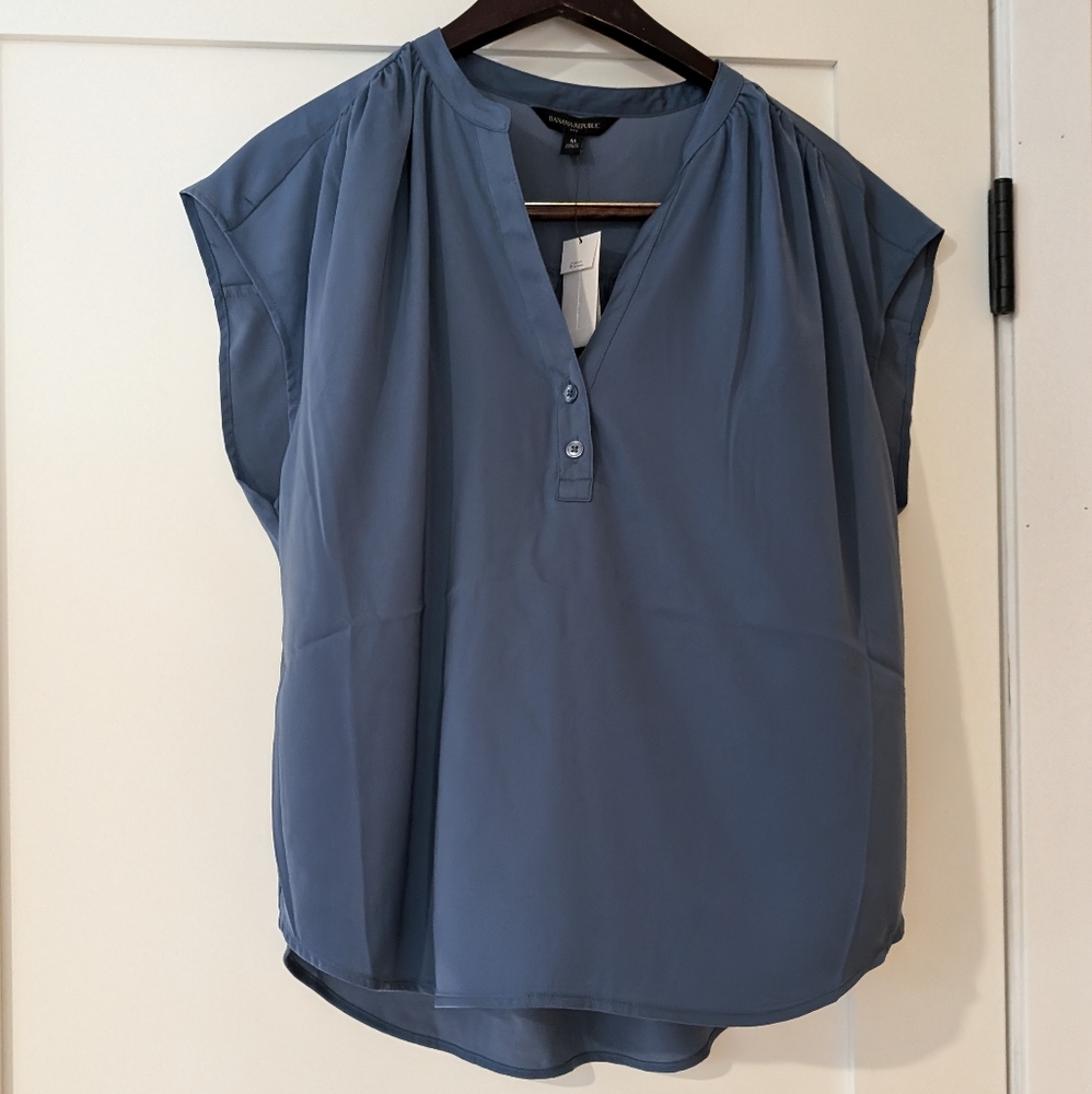 Banana Republic blouse